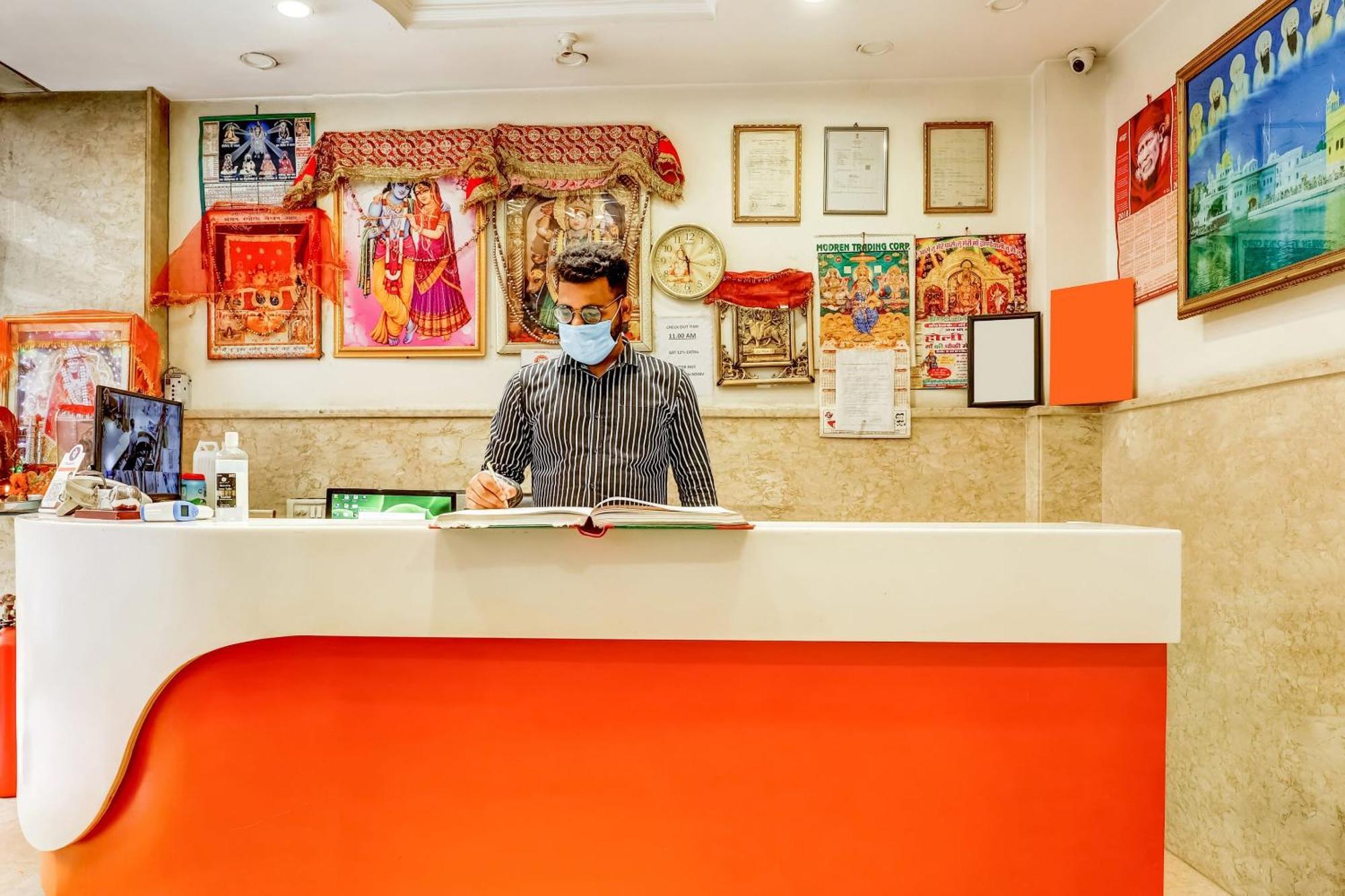 Hotel O Tushar Continental Νέο Δελχί Εξωτερικό φωτογραφία